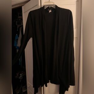black cardigan - 2x?